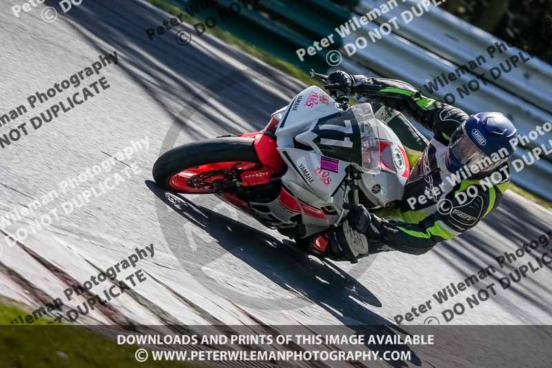 cadwell no limits trackday;cadwell park;cadwell park photographs;cadwell trackday photographs;enduro digital images;event digital images;eventdigitalimages;no limits trackdays;peter wileman photography;racing digital images;trackday digital images;trackday photos